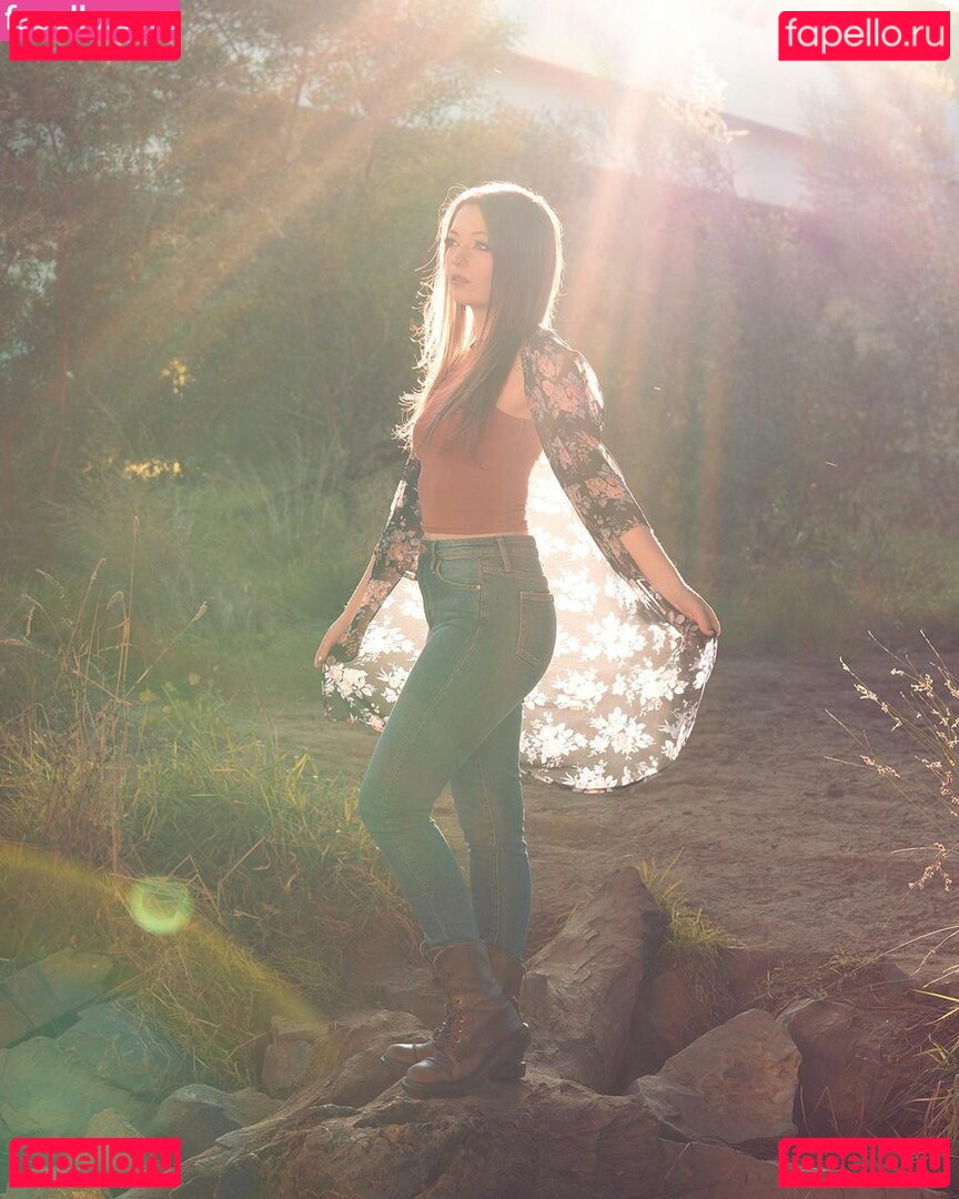 Alli Flanagan / alli90 Onlyfans Photo Gallery 