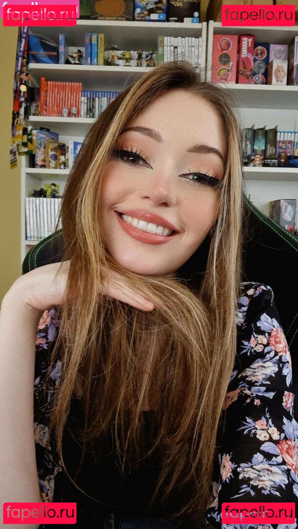 Alli Flanagan / alli90 Onlyfans Photo Gallery 