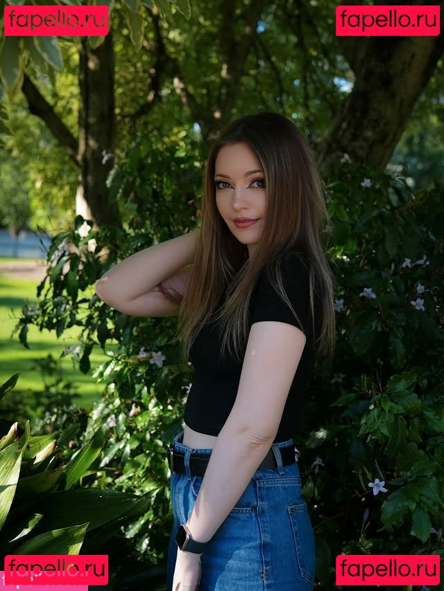 Alli Flanagan / alli90 Onlyfans Photo Gallery 