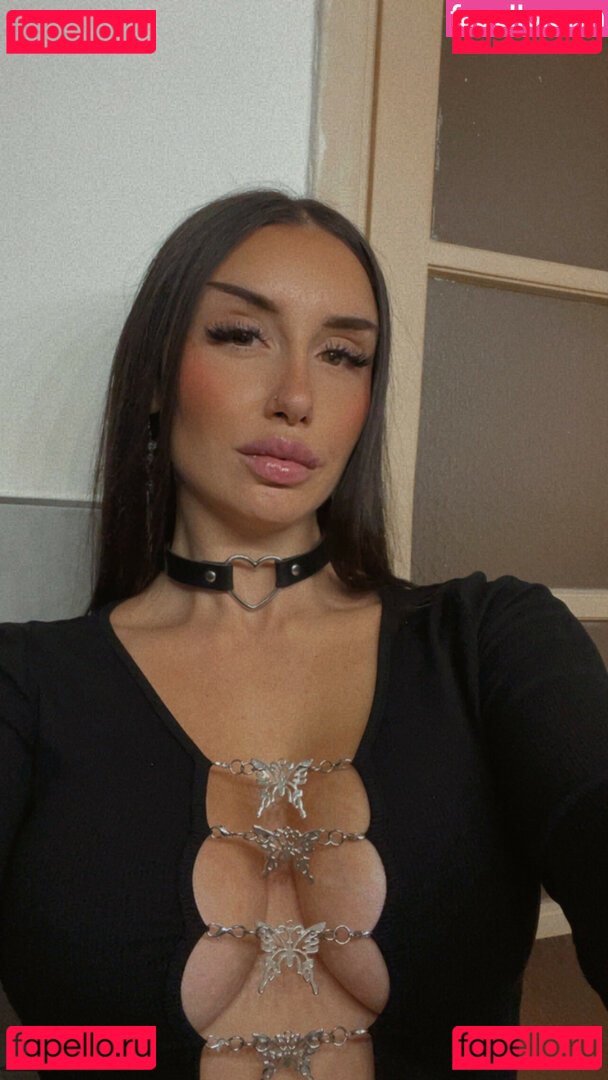 Esmeralda Morichelli / Morichels Onlyfans Photo Gallery 