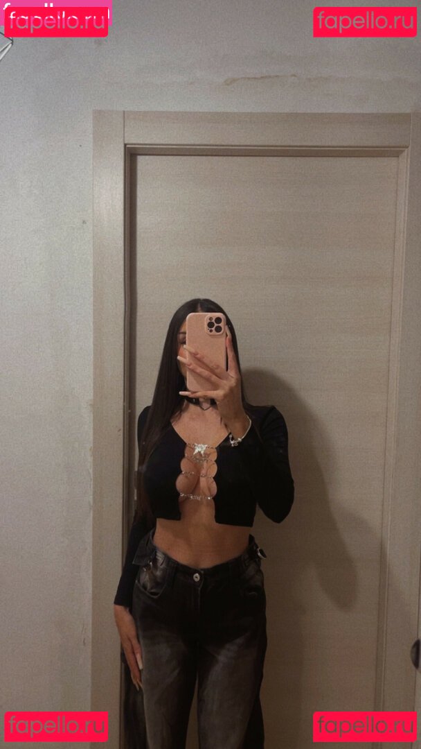 Esmeralda Morichelli / Morichels Onlyfans Photo Gallery 