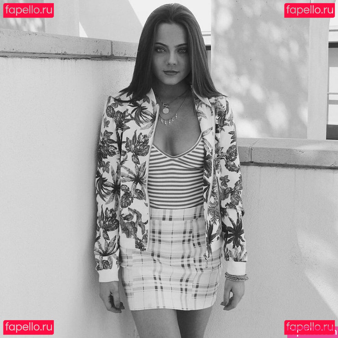 Ava Allan / avaalan / avaallan Onlyfans Photo Gallery 