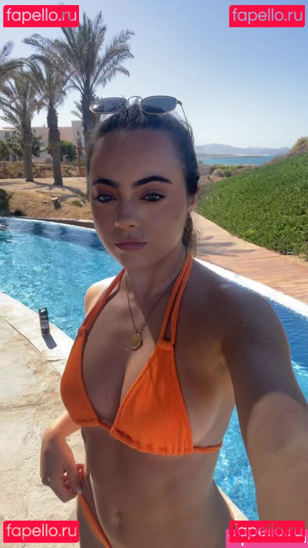 Ava Allan / avaalan / avaallan Onlyfans Photo Gallery 