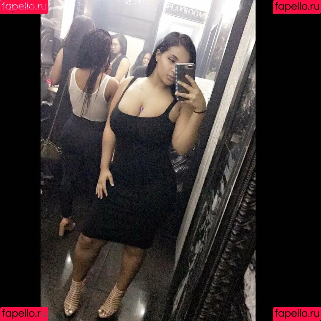 Princess A1naniee Onlyfans Photo Gallery 