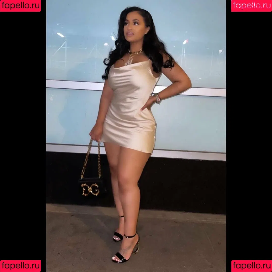 Princess A1naniee Onlyfans Photo Gallery 