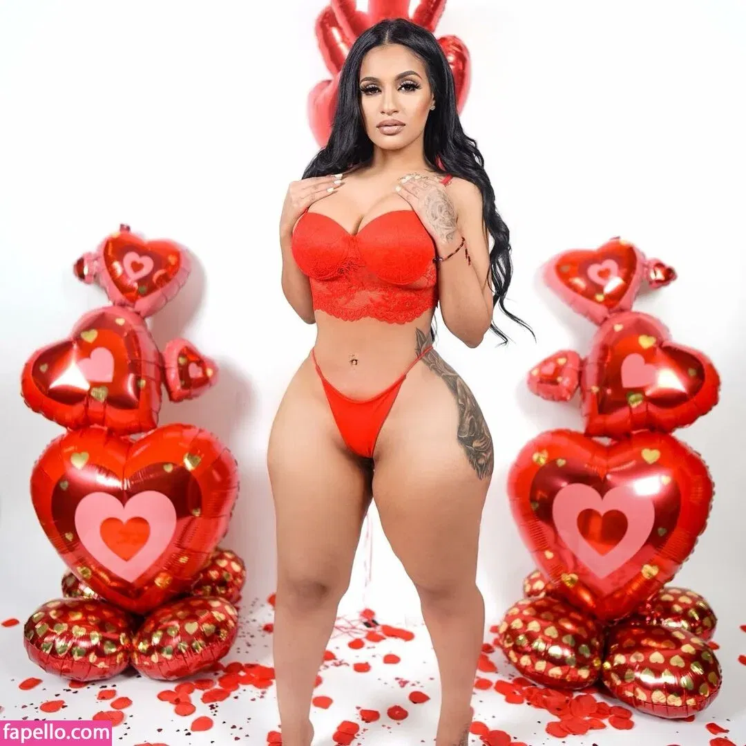 Princess A1naniee Onlyfans Photo Gallery 