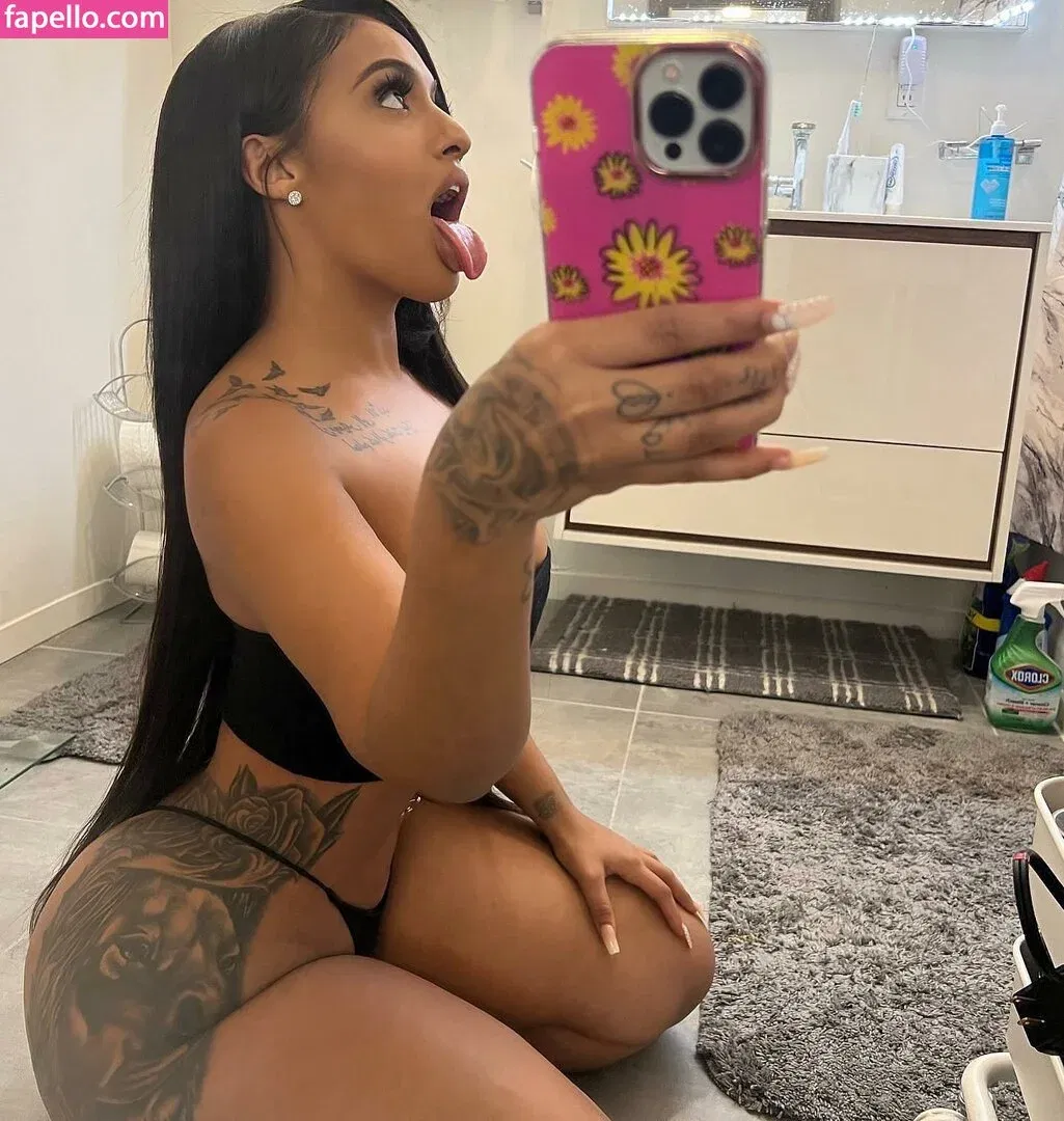 Princess A1naniee Onlyfans Photo Gallery 