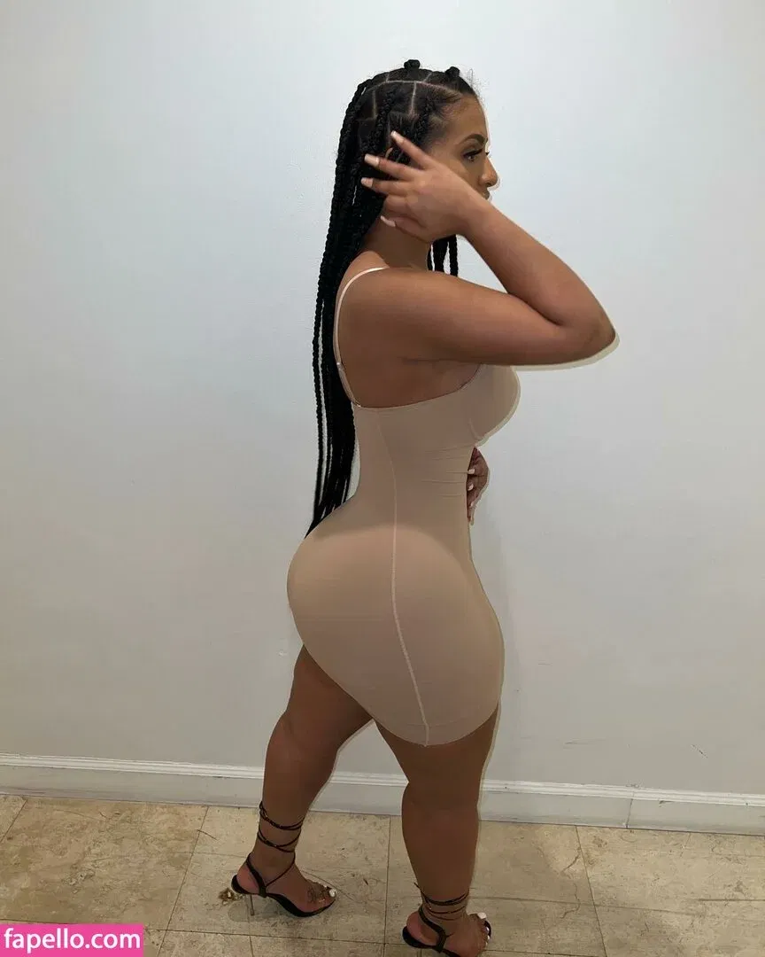 Princess A1naniee Onlyfans Photo Gallery 