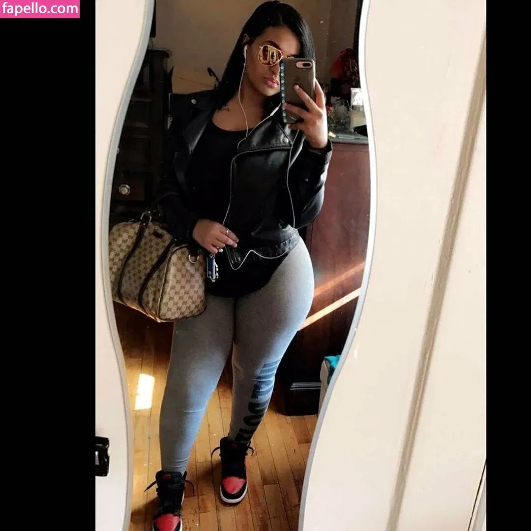 Princess A1naniee Onlyfans Photo Gallery 