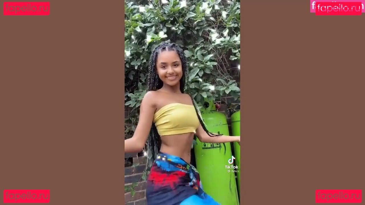 Tyla Seethal / enajalyt / tyla Nude Onlyfans Photo 13