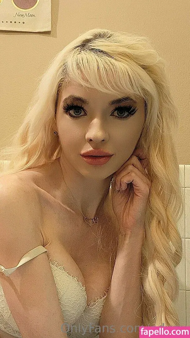 edynx Onlyfans Photo Gallery 