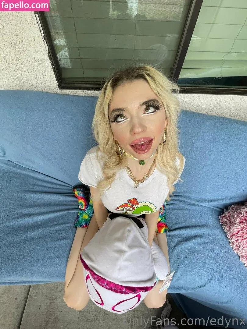edynx Onlyfans Photo Gallery 