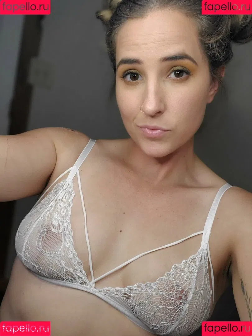 Lizzie All Day Onlyfans Photo Gallery 