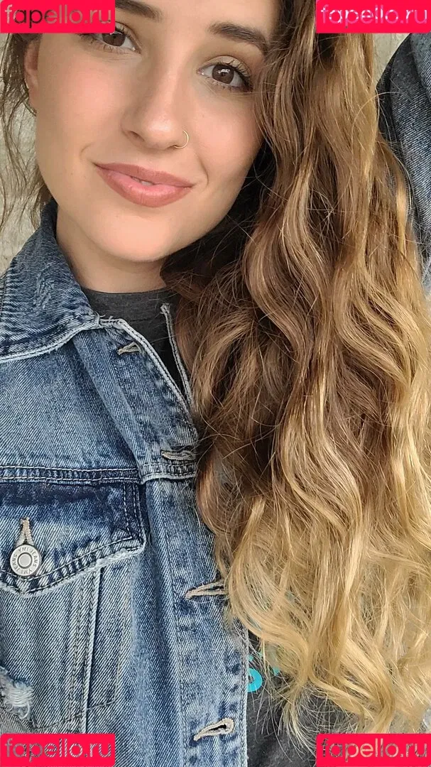 Lizzie All Day Onlyfans Photo Gallery 