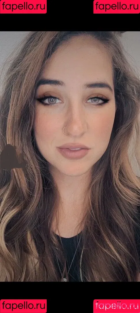 Lizzie All Day Onlyfans Photo Gallery 
