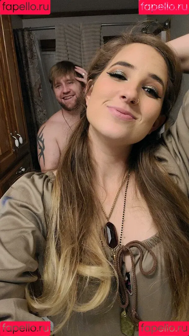 Lizzie All Day Onlyfans Photo Gallery 