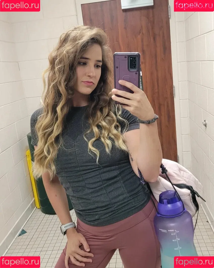 Lizzie All Day Onlyfans Photo Gallery 