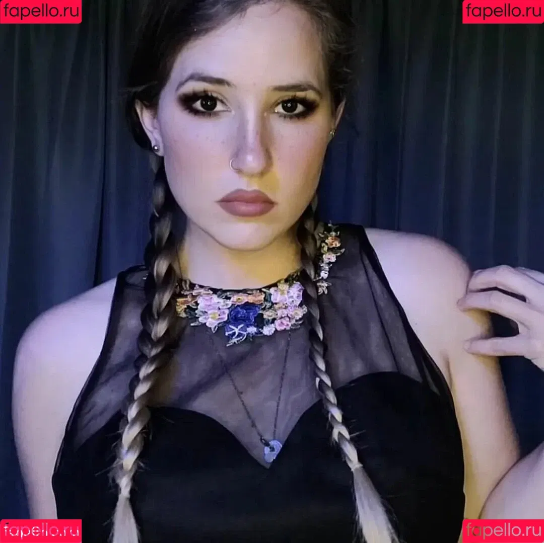 Lizzie All Day Onlyfans Photo Gallery 