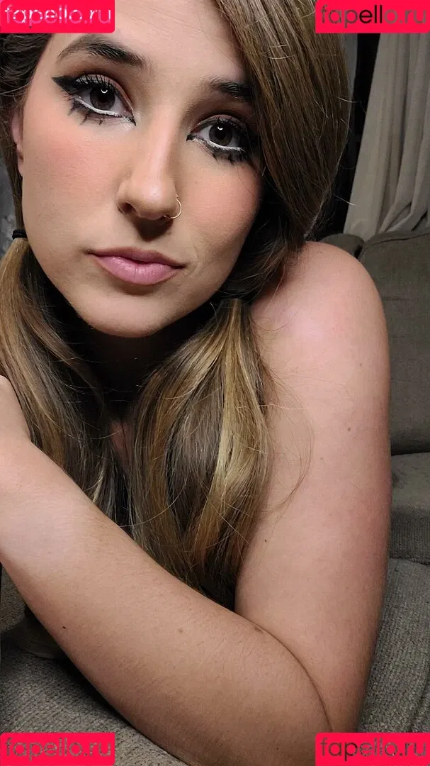 Lizzie All Day Onlyfans Photo Gallery 