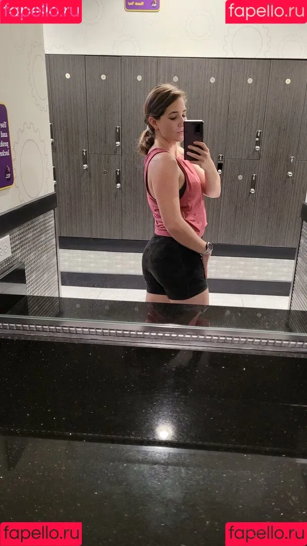 Lizzie All Day Onlyfans Photo Gallery 