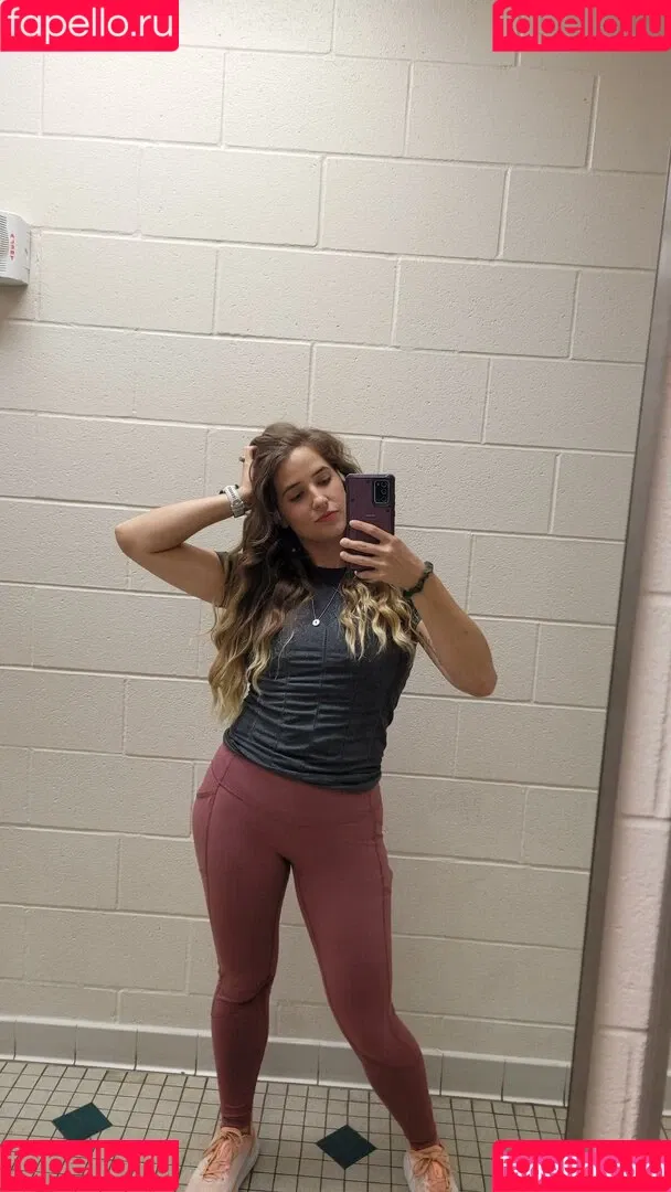Lizzie All Day Onlyfans Photo Gallery 