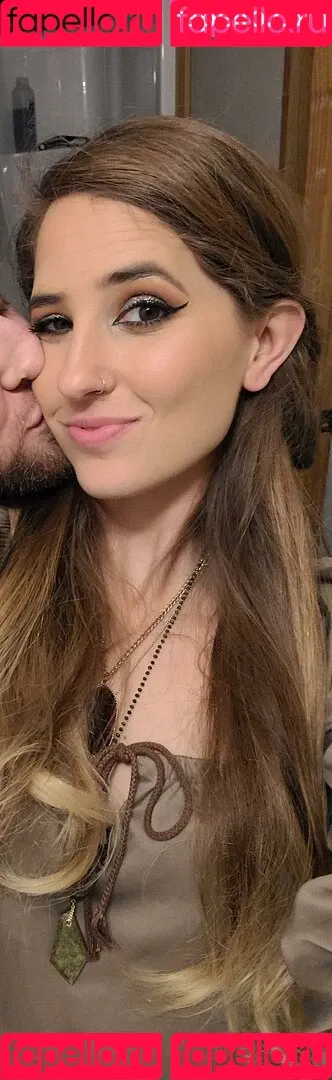 Lizzie All Day Onlyfans Photo Gallery 