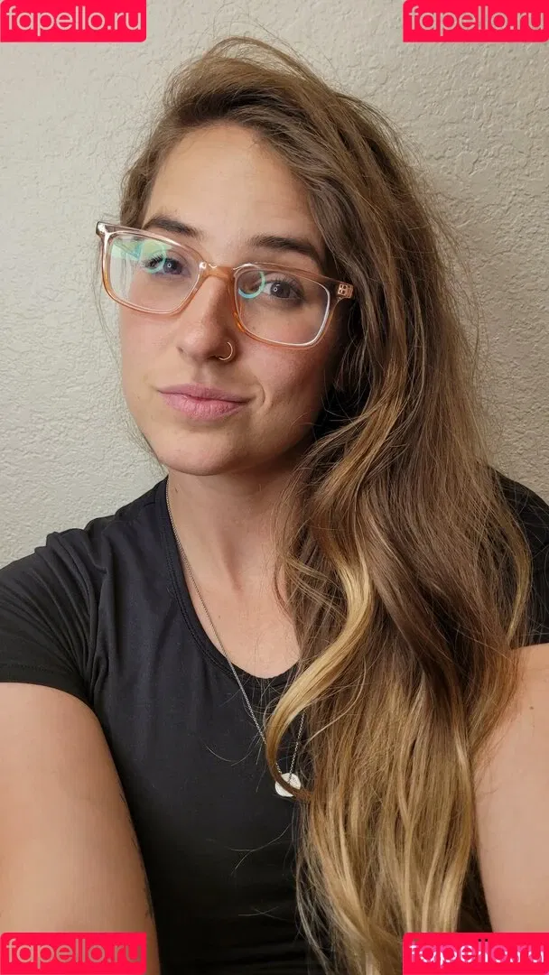 Lizzie All Day Onlyfans Photo Gallery 