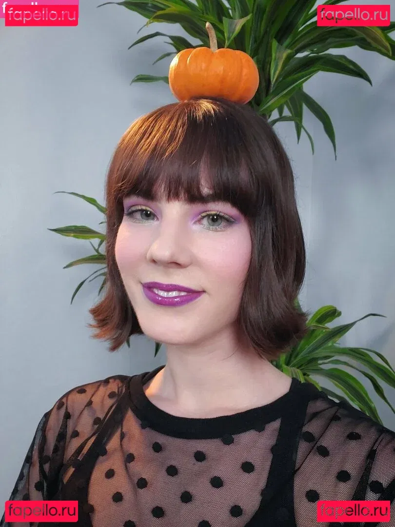 鱼子酱Fish Onlyfans Photo Gallery 