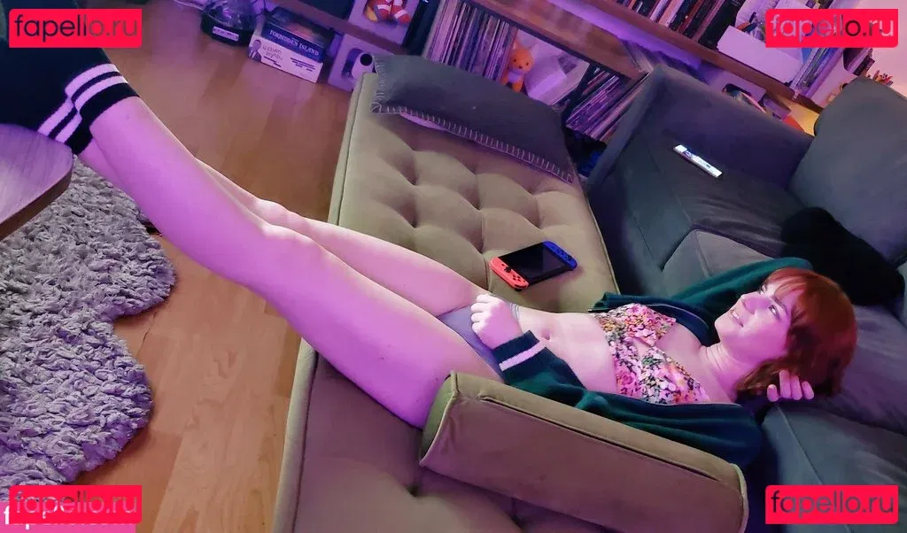 鱼子酱Fish Onlyfans Photo Gallery 