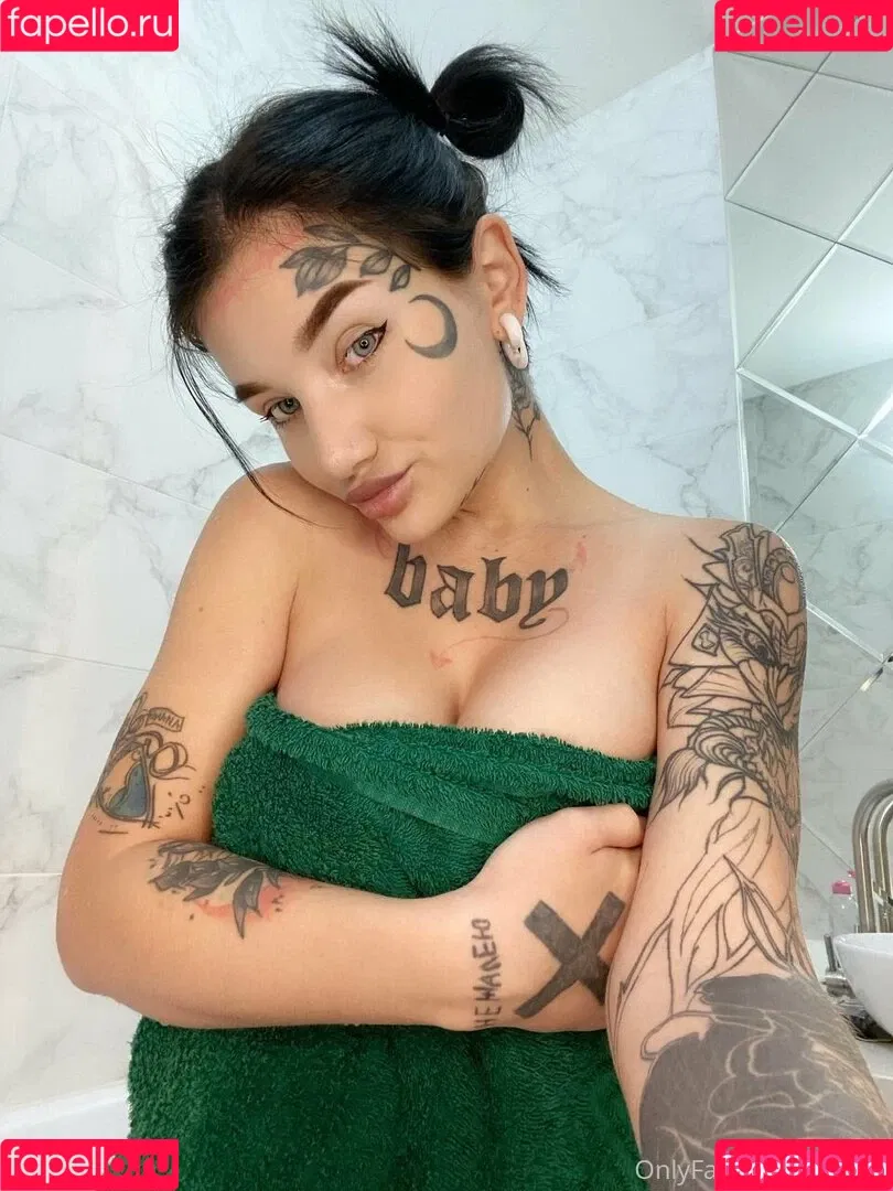 ali.sex Onlyfans Photo Gallery 