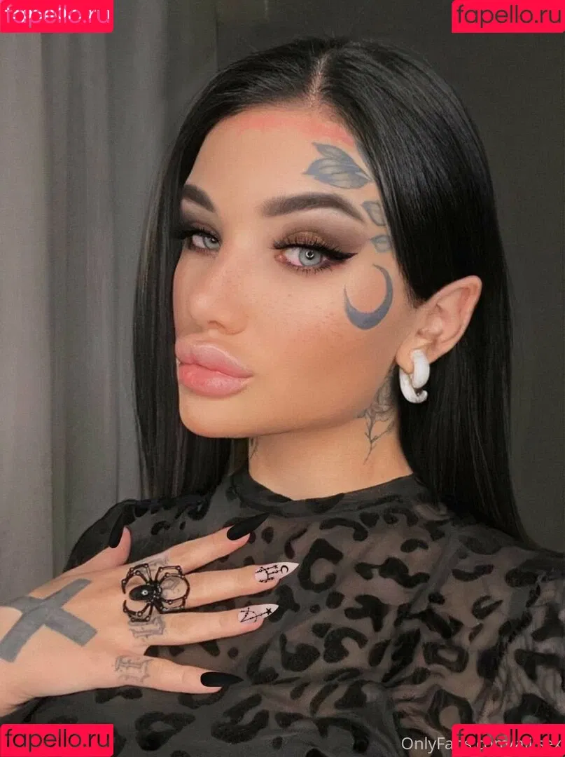 ali.sex Onlyfans Photo Gallery 