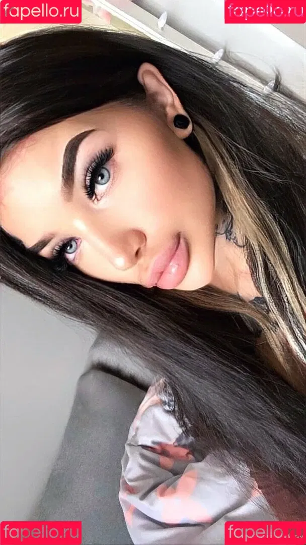 ali.sex Onlyfans Photo Gallery 