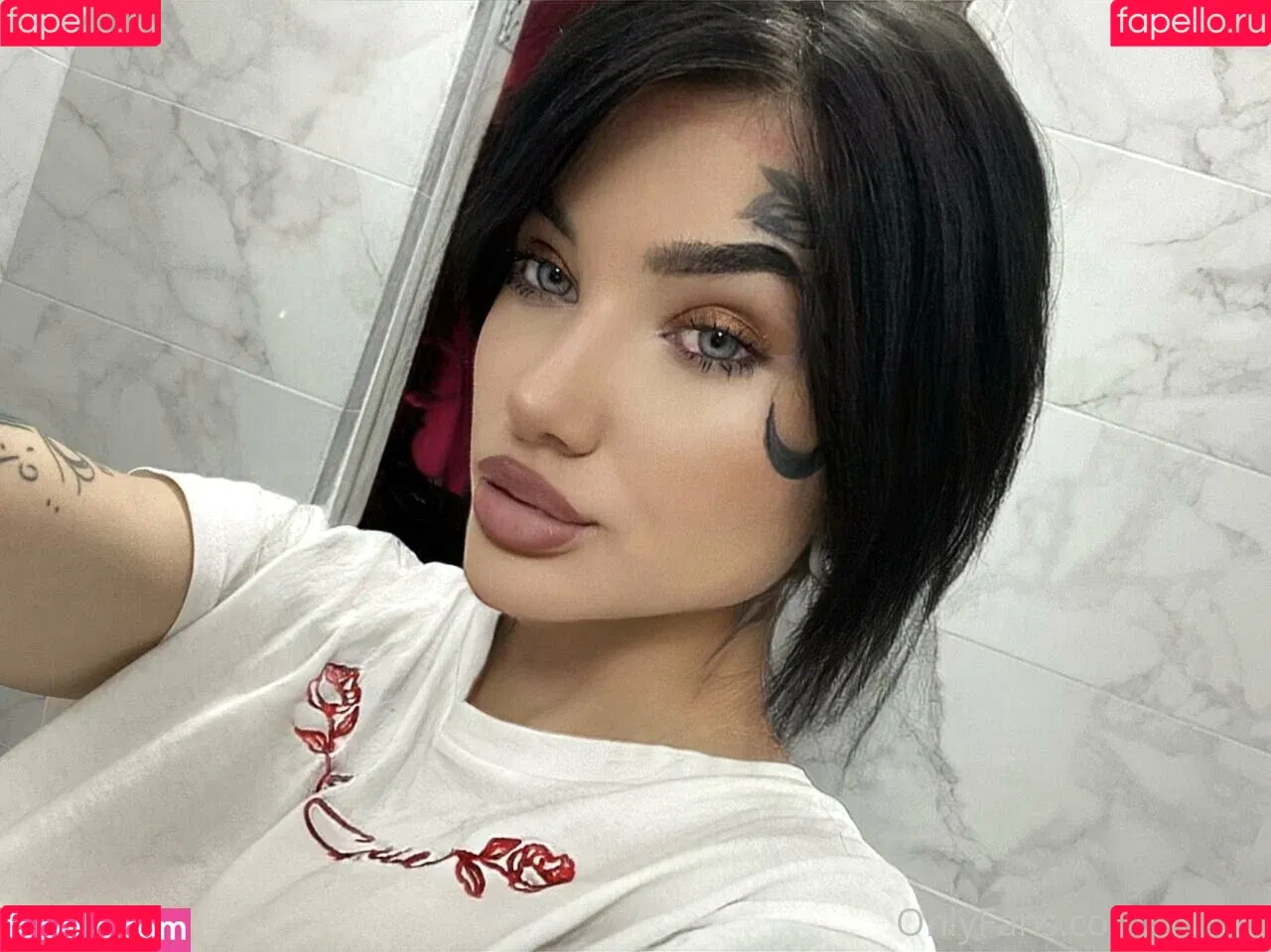 ali.sex Onlyfans Photo Gallery 