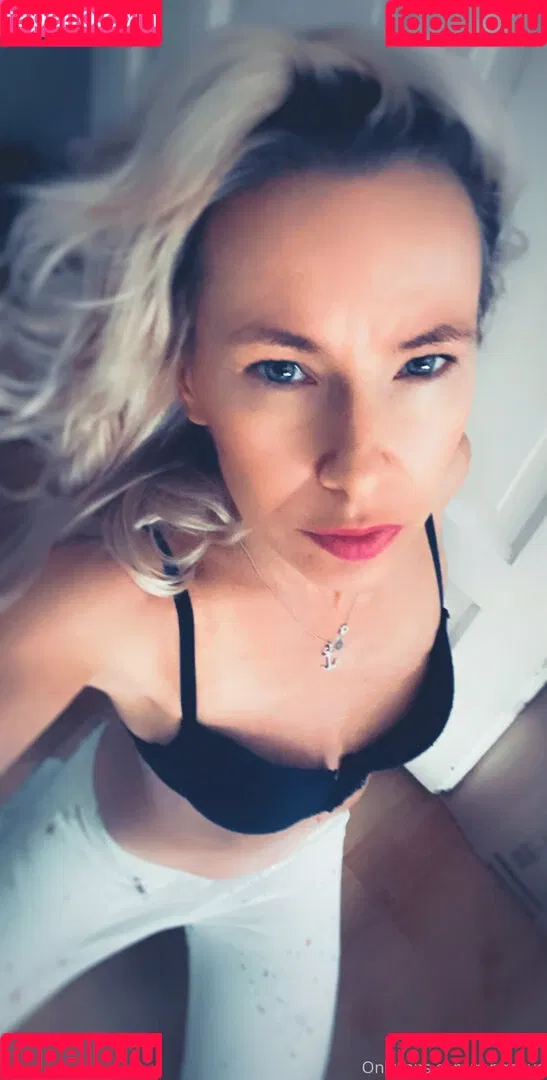 loveislove01 Onlyfans Photo Gallery 