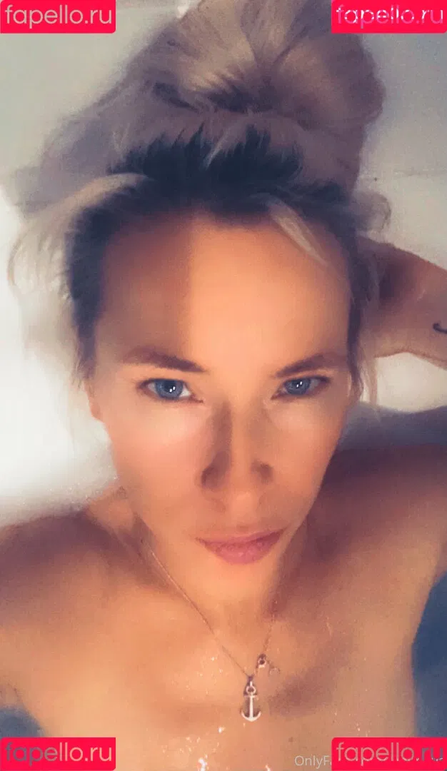 loveislove01 Onlyfans Photo Gallery 