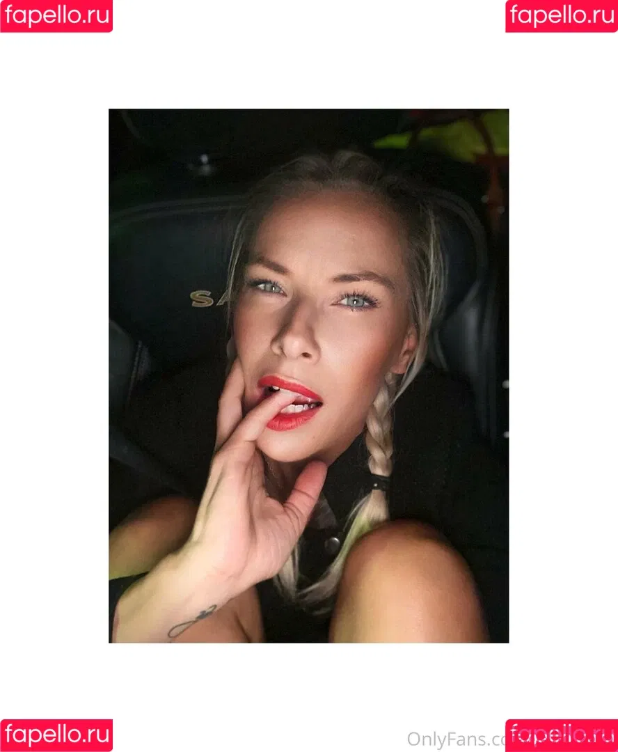 loveislove01 Onlyfans Photo Gallery 