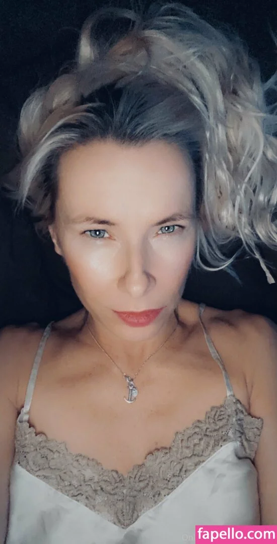 loveislove01 Onlyfans Photo Gallery 