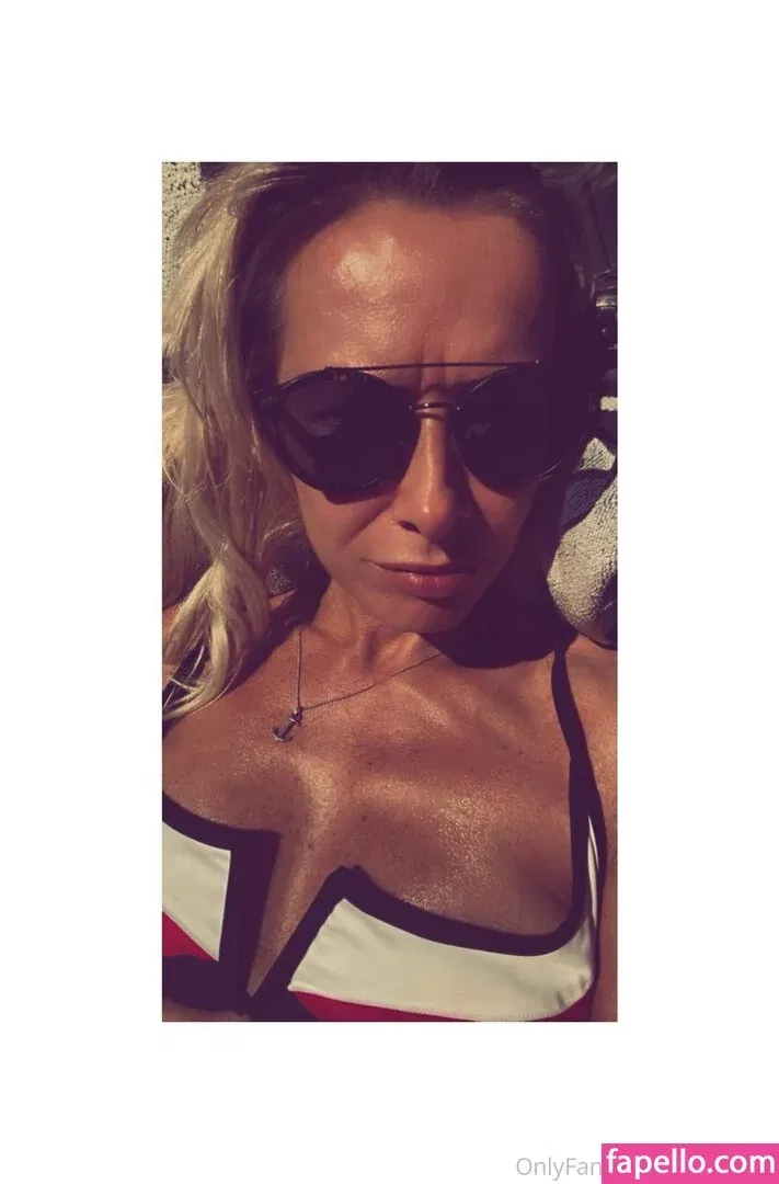 loveislove01 Onlyfans Photo Gallery 