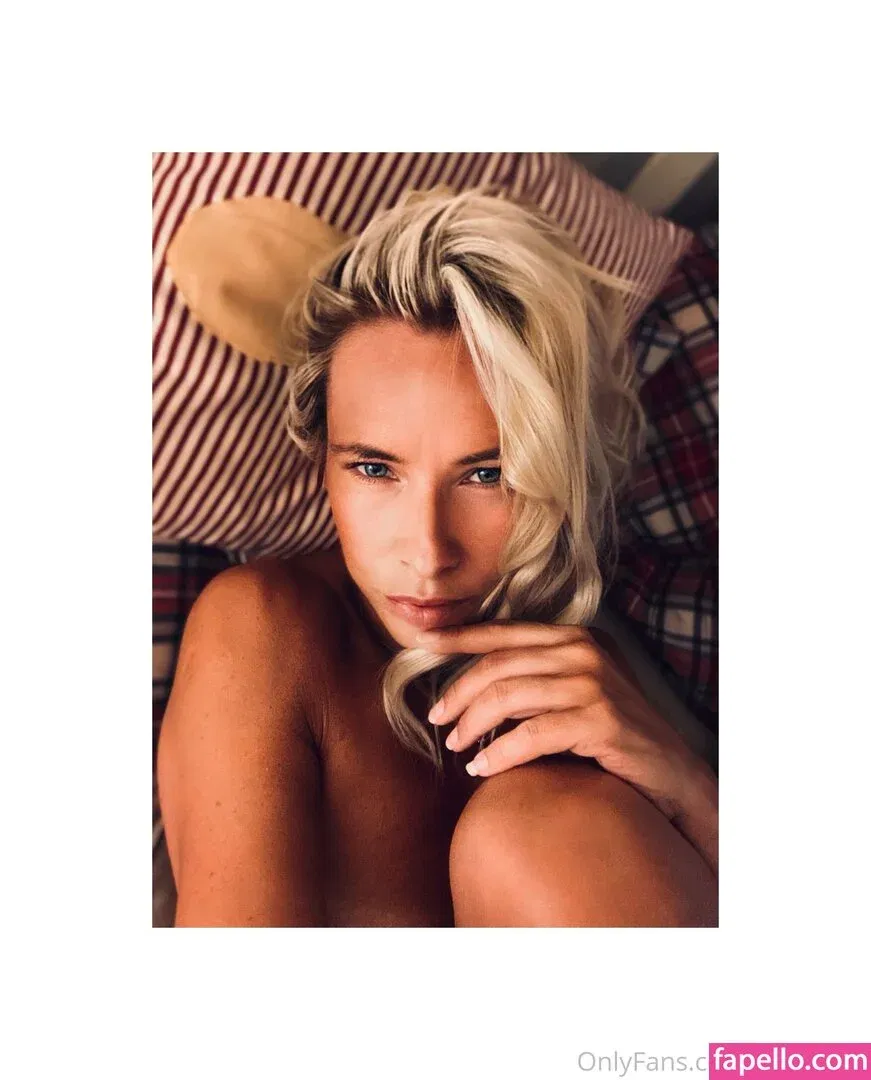 loveislove01 Onlyfans Photo Gallery 