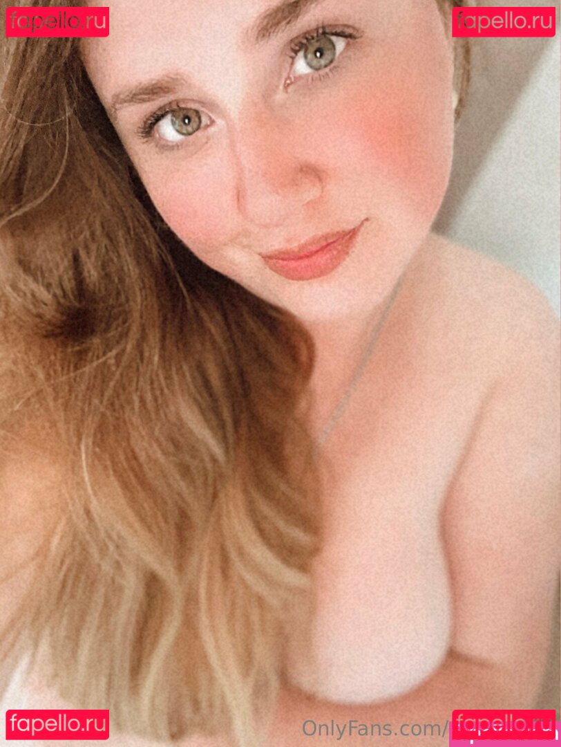 melgoddess2 / missgoddessmel Onlyfans Photo Gallery 