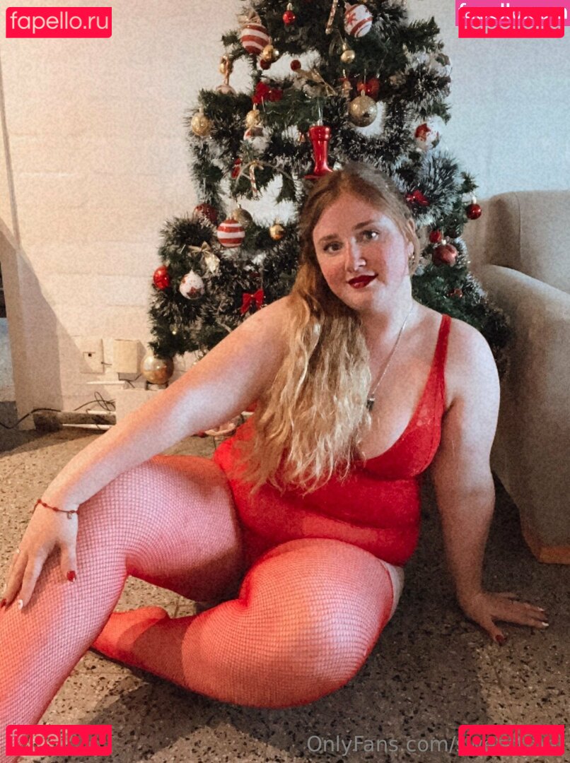 melgoddess2 / missgoddessmel Onlyfans Photo Gallery 