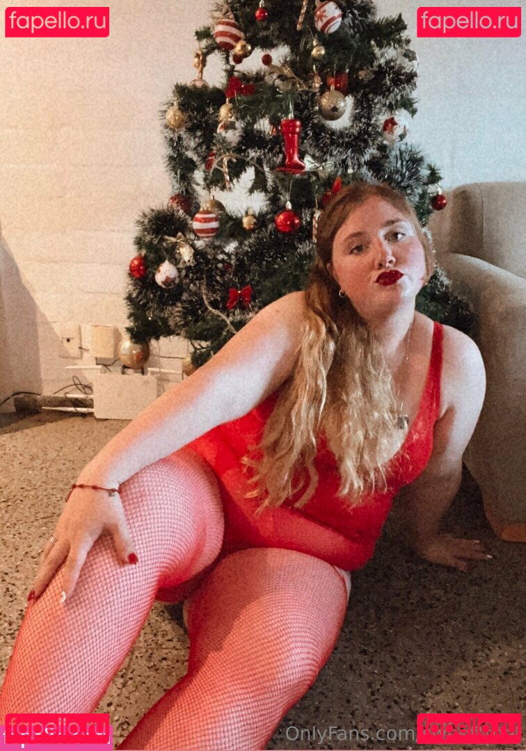 melgoddess2 / missgoddessmel Onlyfans Photo Gallery 