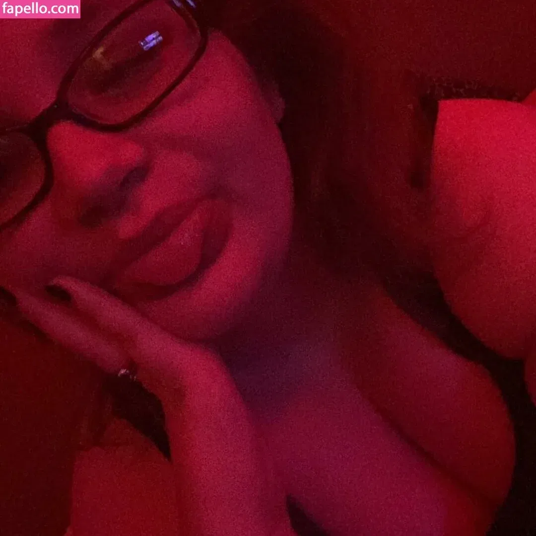 Rachael Mizak Onlyfans Photo Gallery 