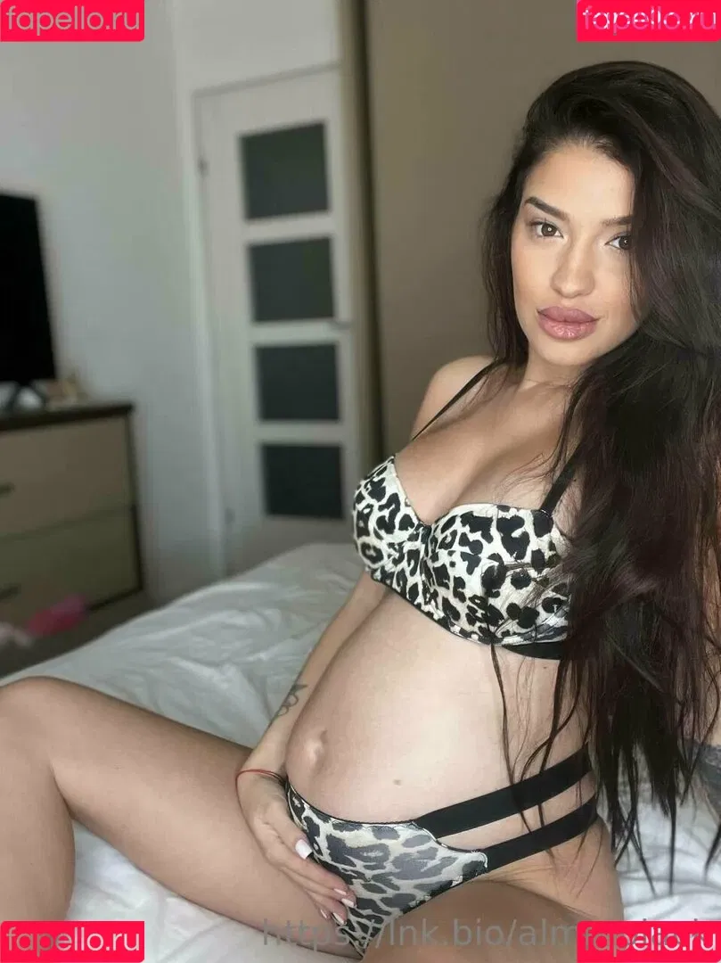 almablack Onlyfans Photo Gallery 