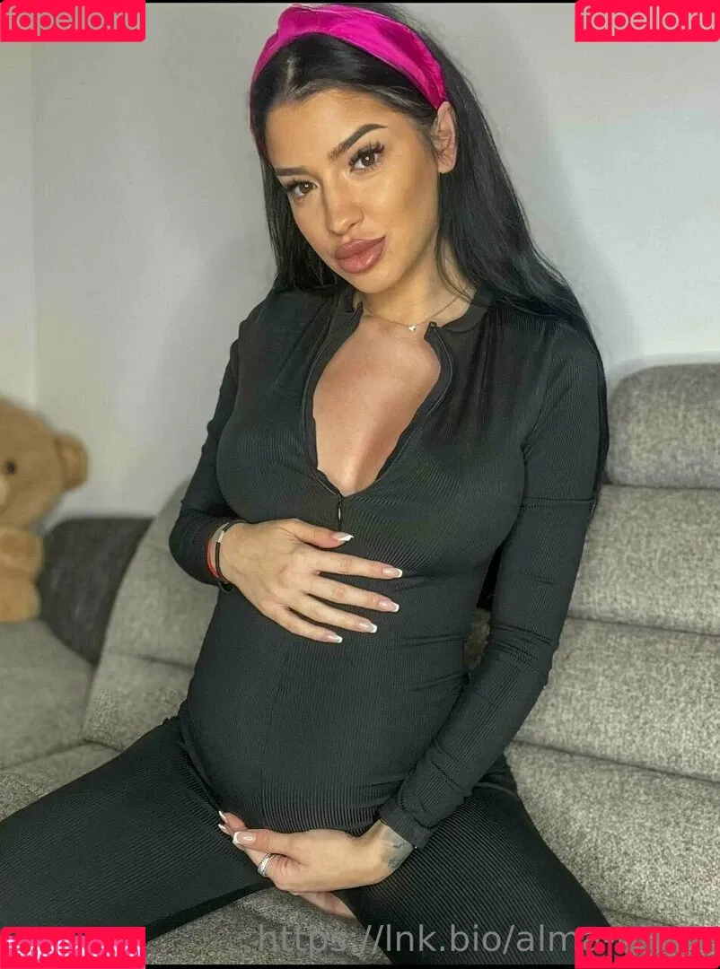 almablack Onlyfans Photo Gallery 