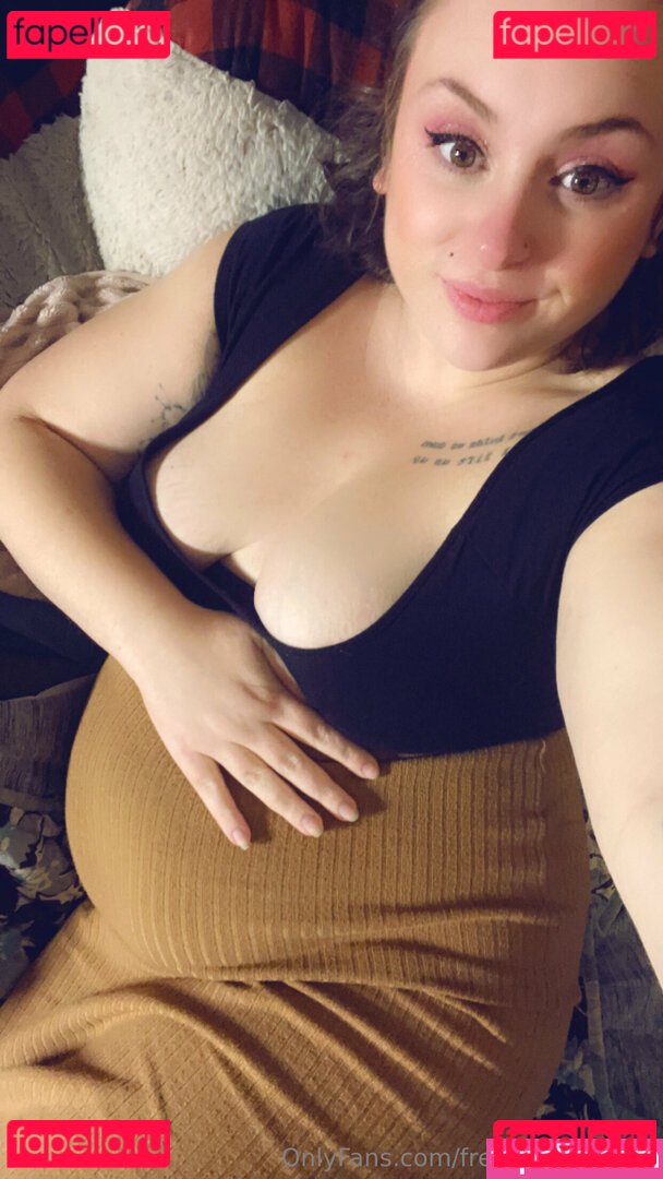 freemoonvixxen / vanessavixxenn Onlyfans Photo Gallery 