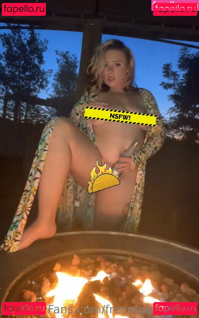 freemoonvixxen / vanessavixxenn Onlyfans Photo Gallery 