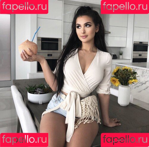 Sssniperwolf Onlyfans Photo Gallery 