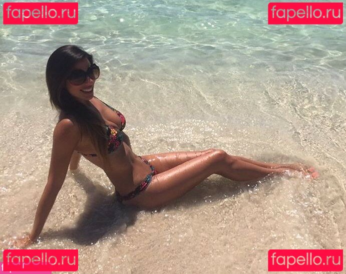 Estefy Lopez / estefanials / estefylopez_07 Onlyfans Photo Gallery 