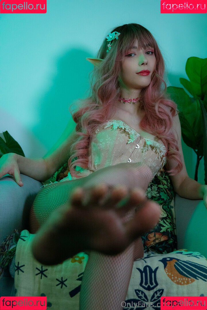 milaazul Onlyfans Photo Gallery 